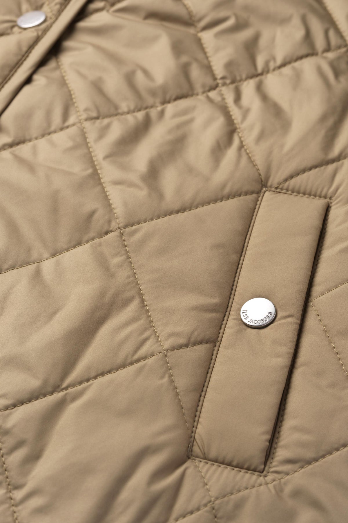 Kort Quiltet Vest - Sepia Tint