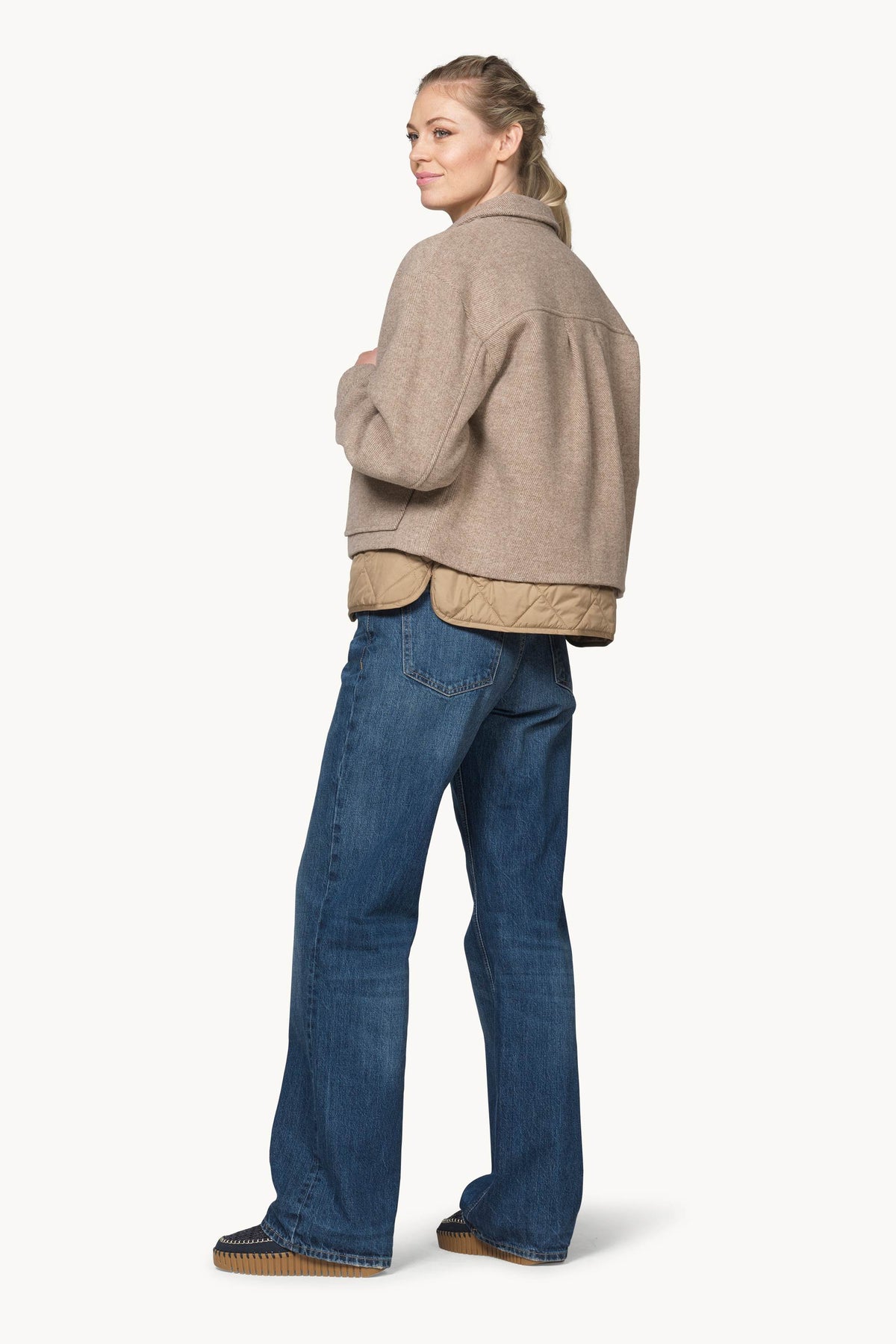 Kort Jakke med knapper - Greige