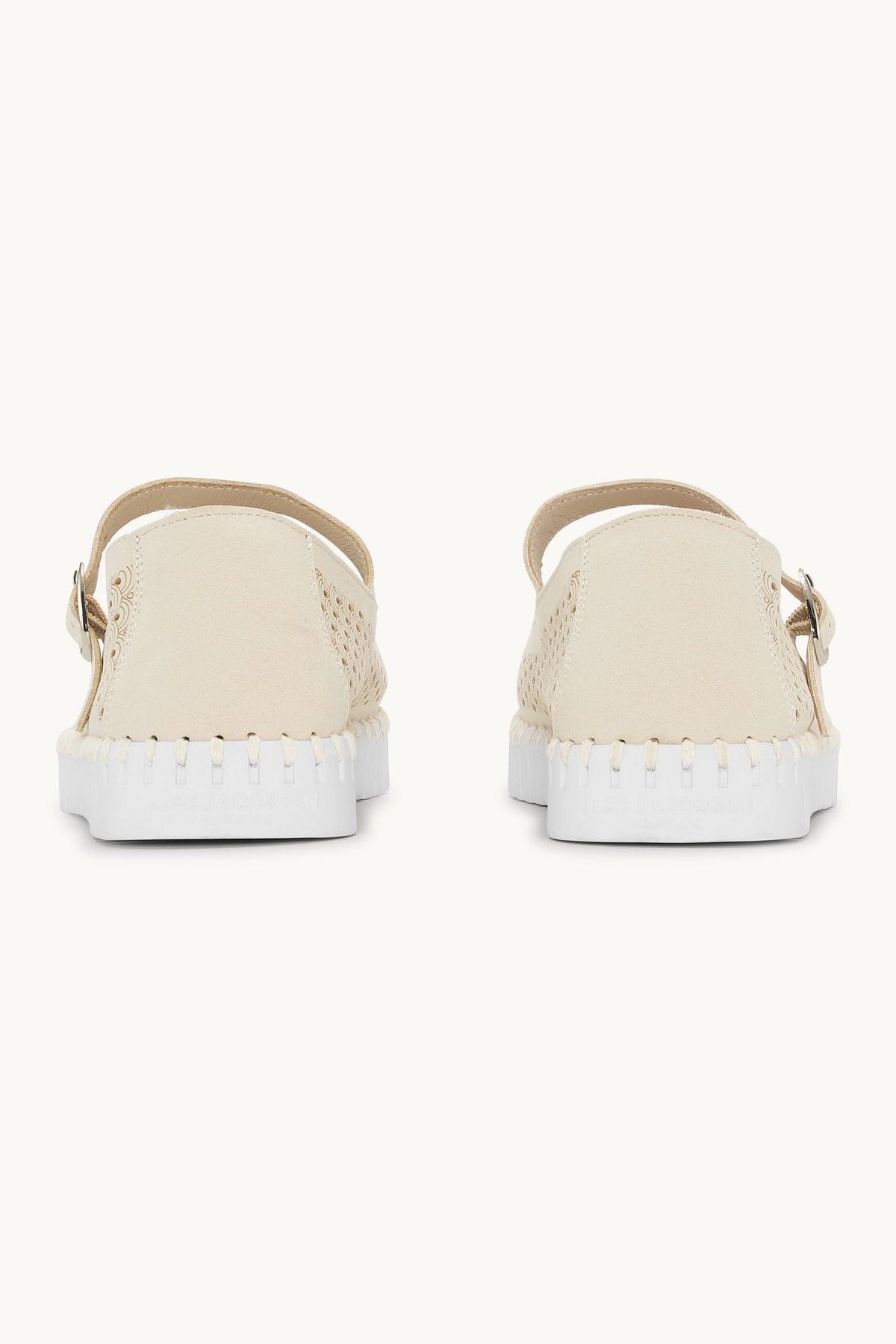 Ballerina - Kit White
